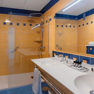 Single Room Terrace